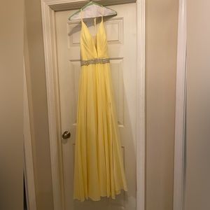 Long Yellow Dress from Bella Mia Boutiques. Size 0